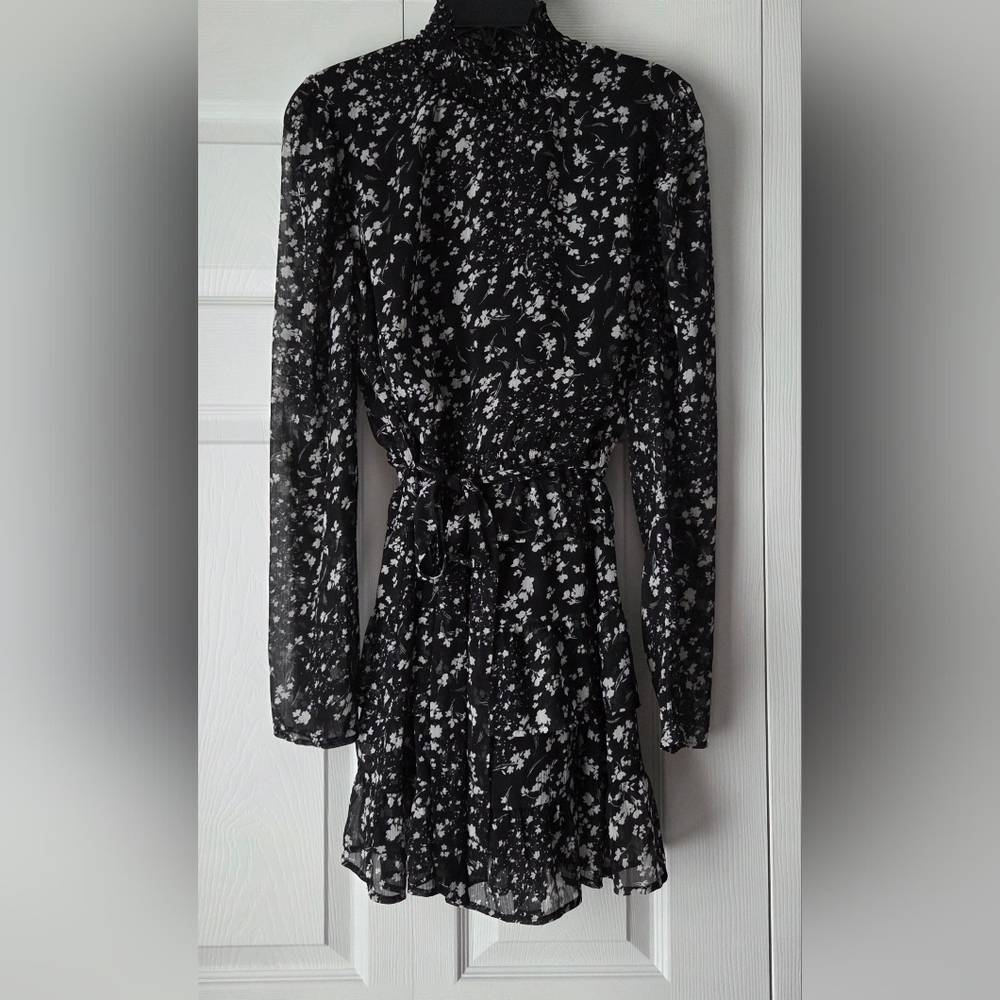Aqua Black and White Floral Long Sleeve Dress size L - Picture 4 of 13